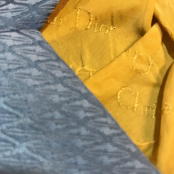 Lot de cravates DIOR et LANVIN - Picture 2 of 5